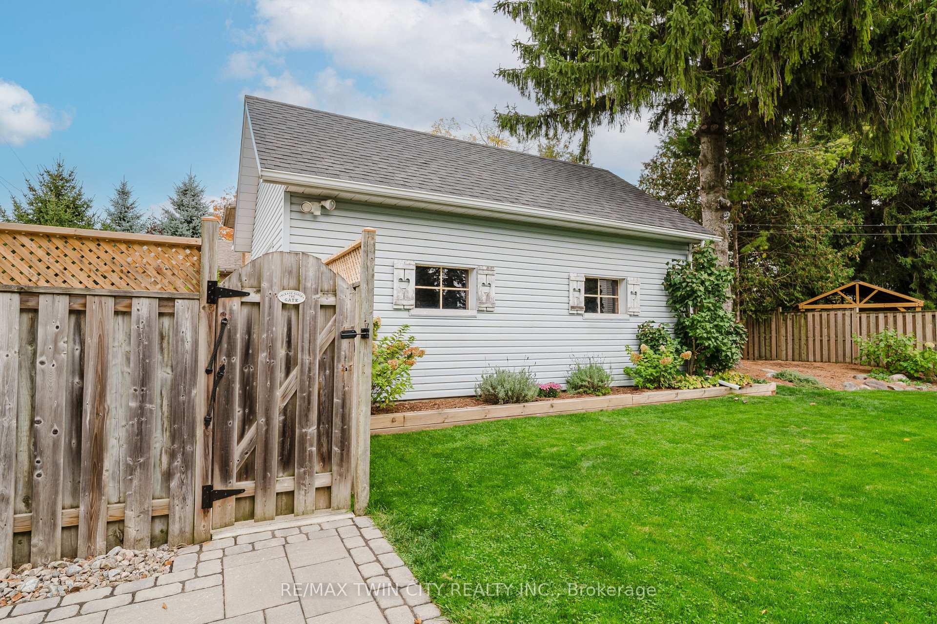 Photo 43 of 1159 Queens Bush Road, Wellesley — HOMEH