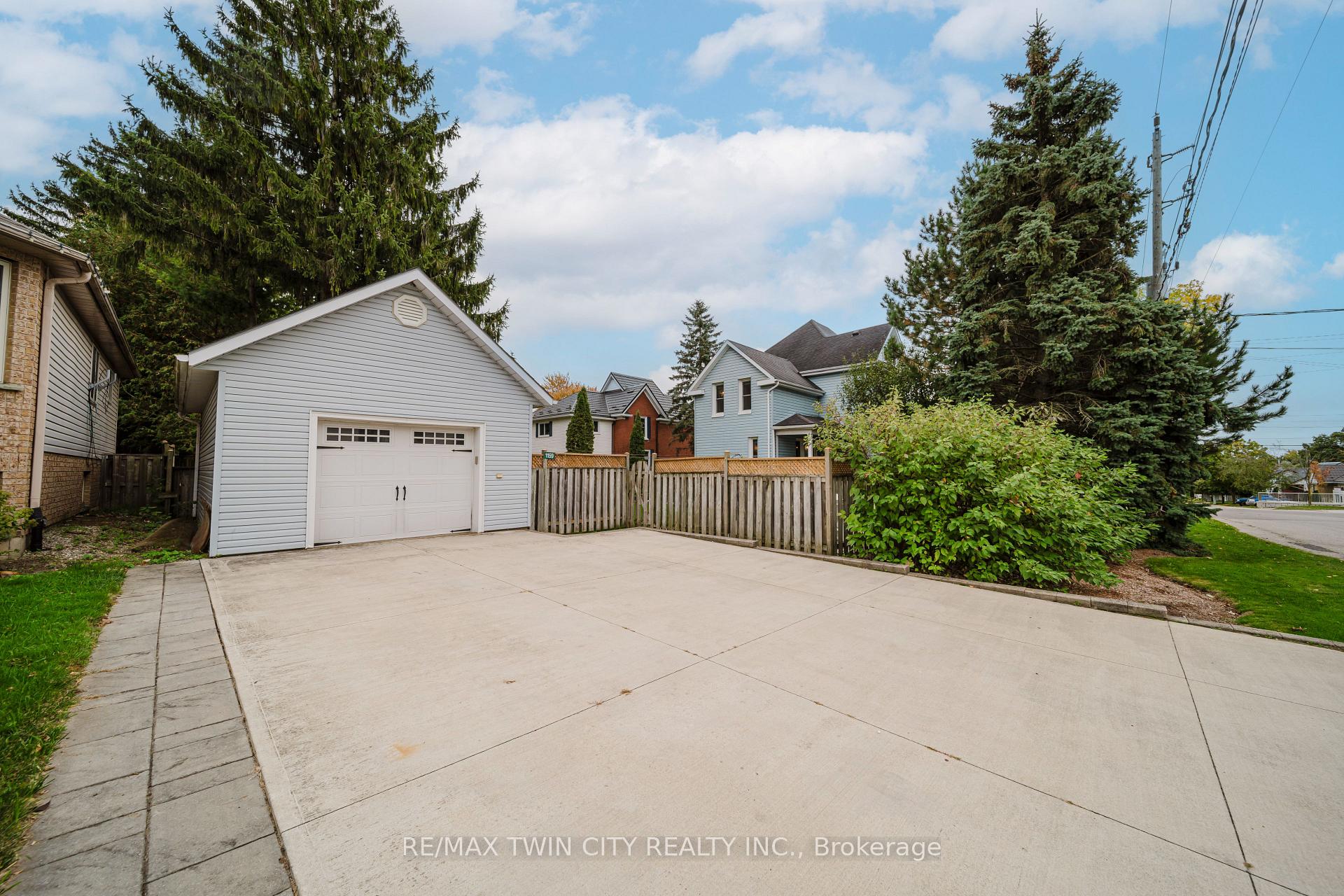 Photo 44 of 1159 Queens Bush Road, Wellesley — HOMEH