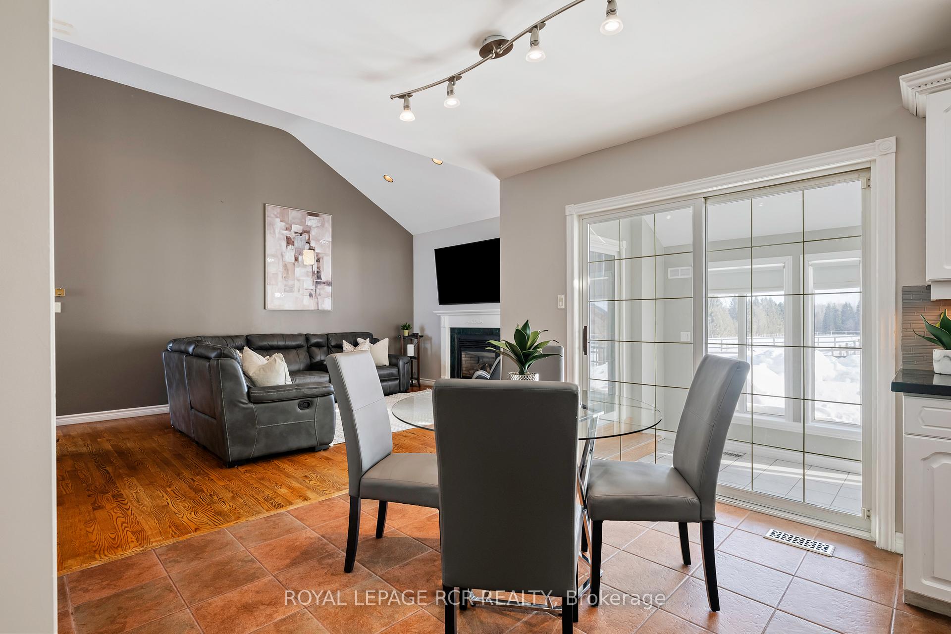 Photo 23 of 293129 8th Line, Amaranth, Rural Amaranth — HOMEH