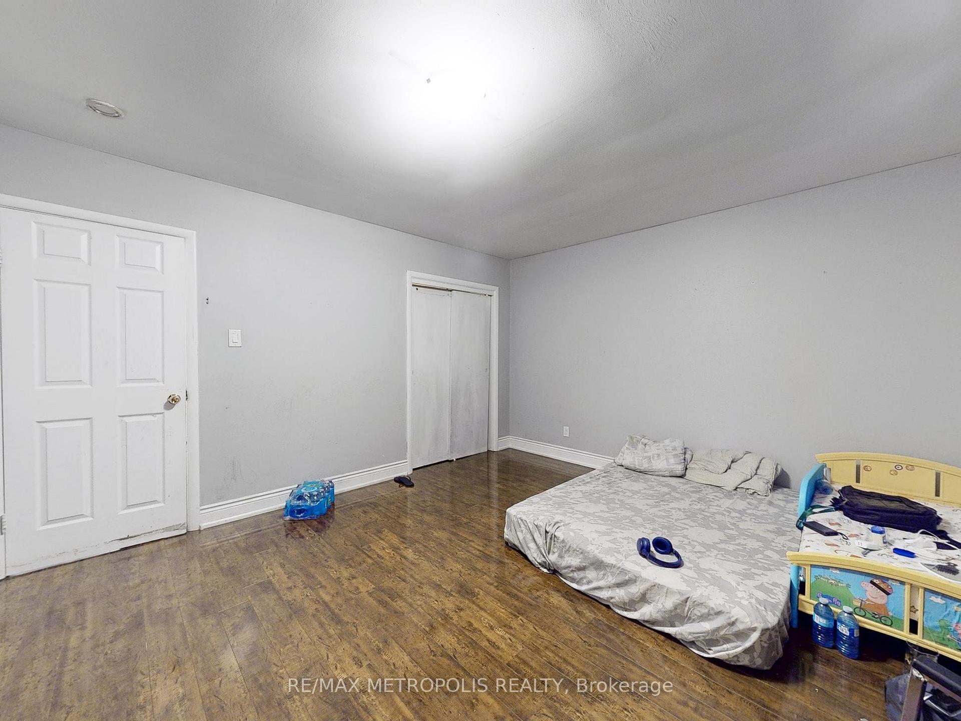 Photo 14 of 180 King Street N, Waterloo — HOMEH