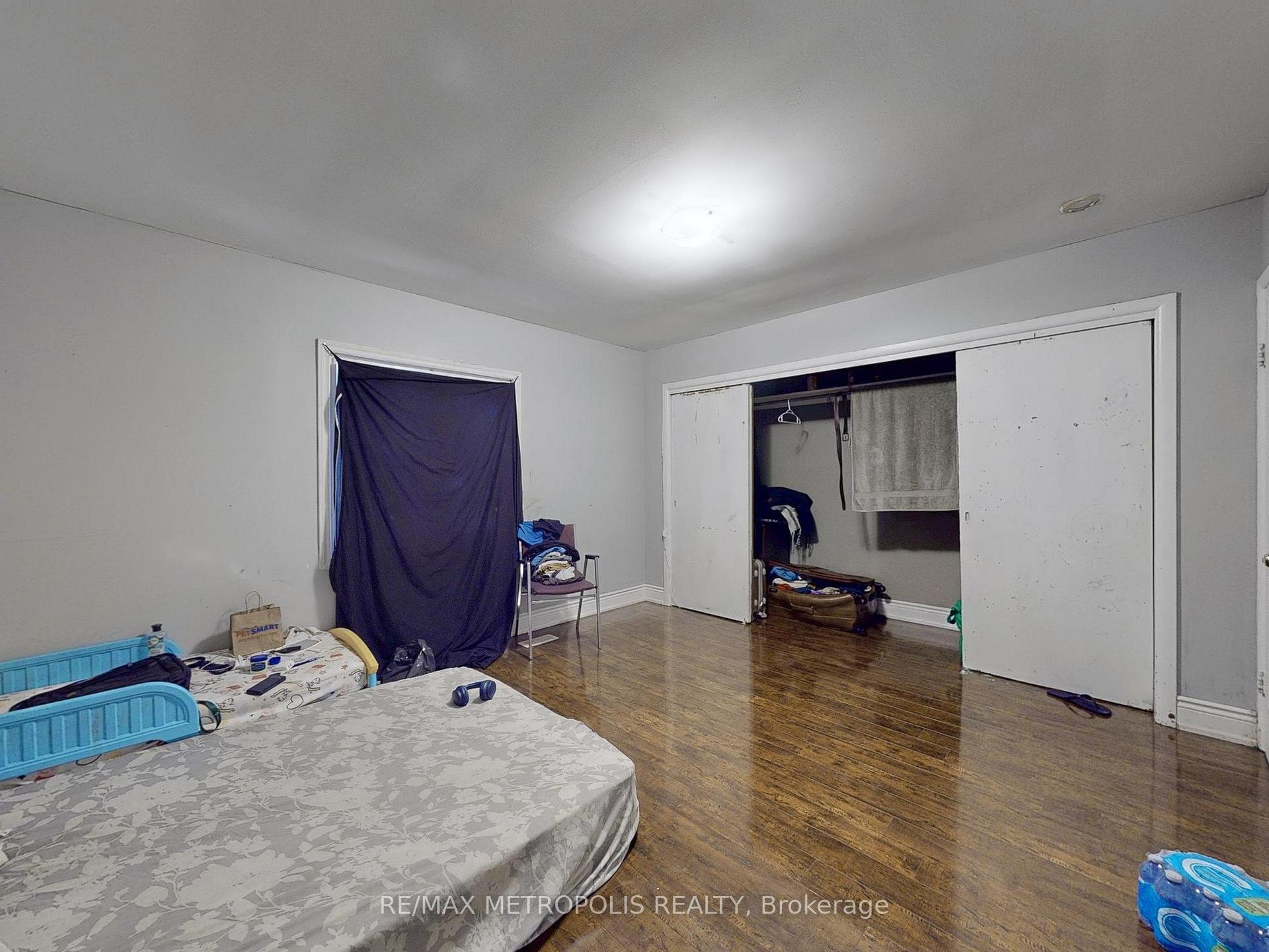 Photo 15 of 180 King Street N, Waterloo — HOMEH