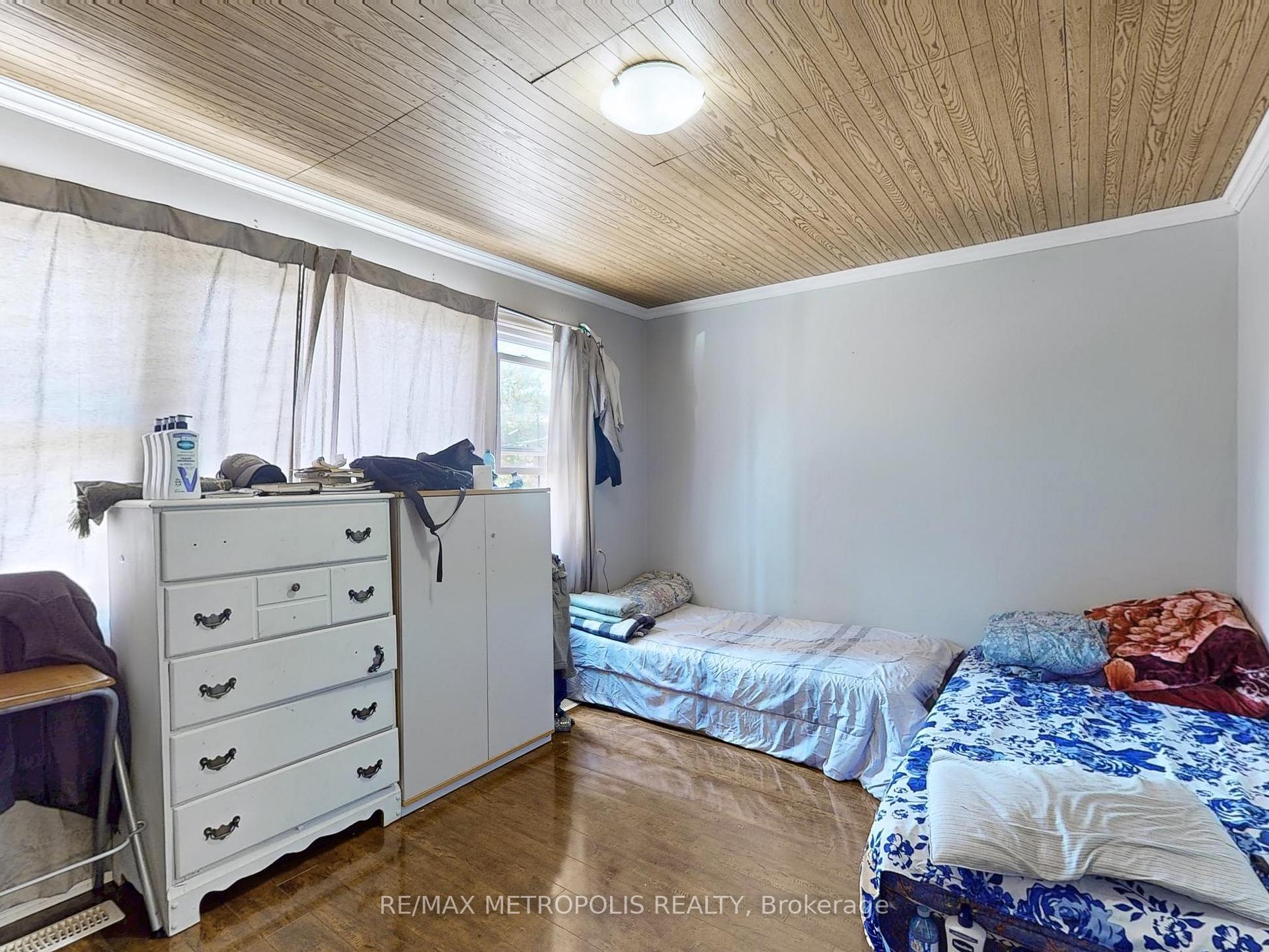 Photo 16 of 180 King Street N, Waterloo — HOMEH