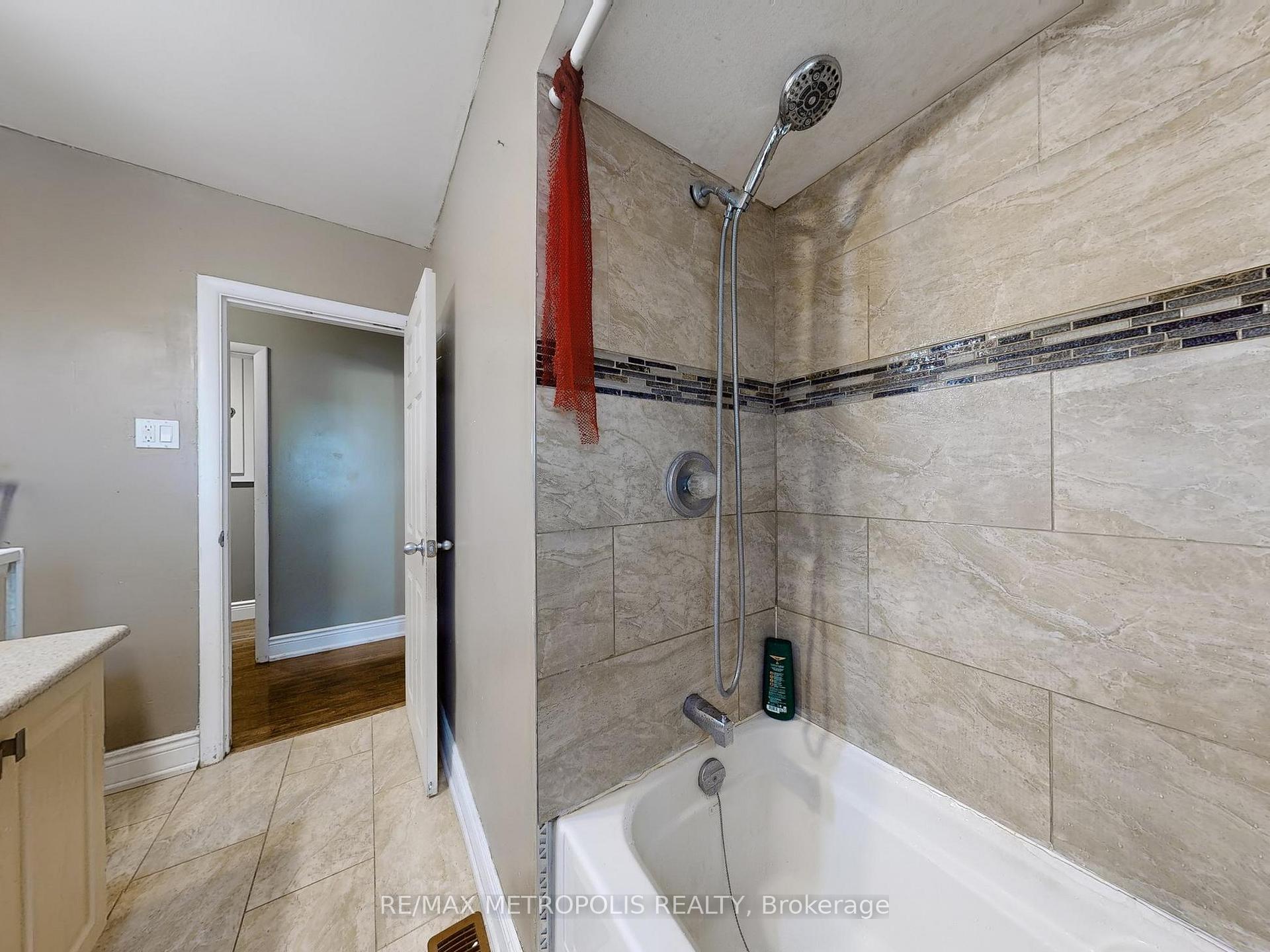 Photo 21 of 180 King Street N, Waterloo — HOMEH