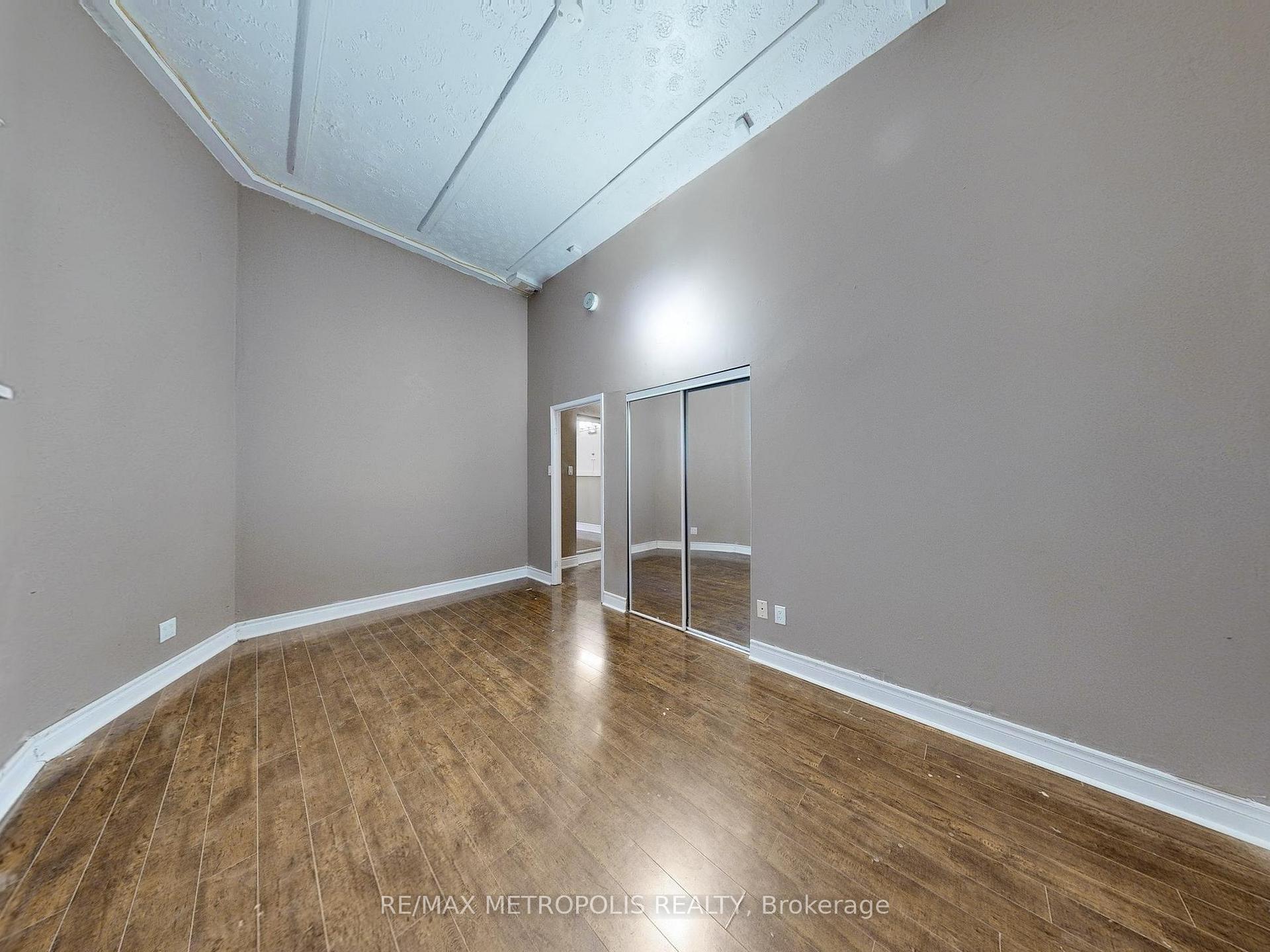 Photo 35 of 180 King Street N, Waterloo — HOMEH