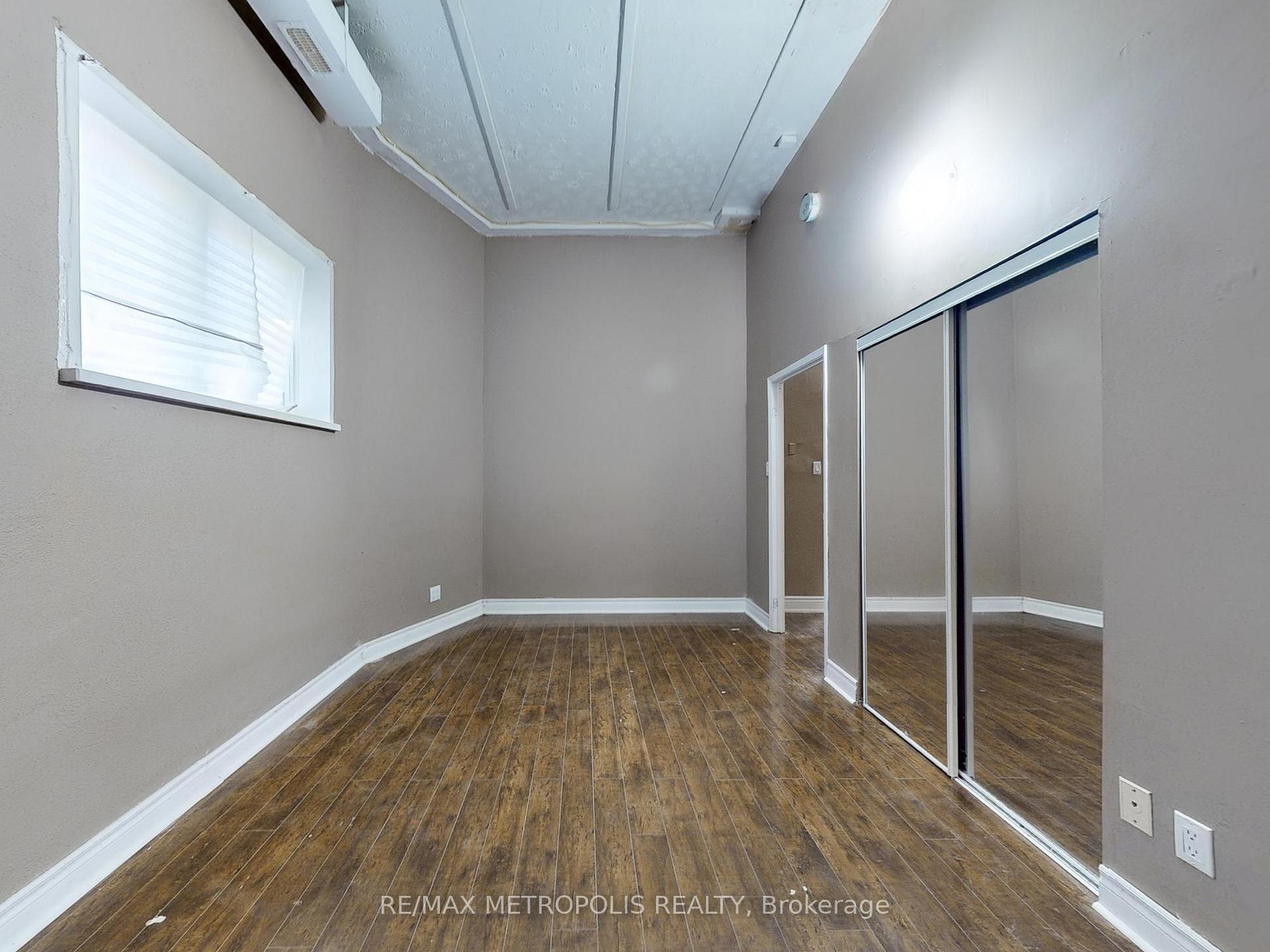 Photo 37 of 180 King Street N, Waterloo — HOMEH