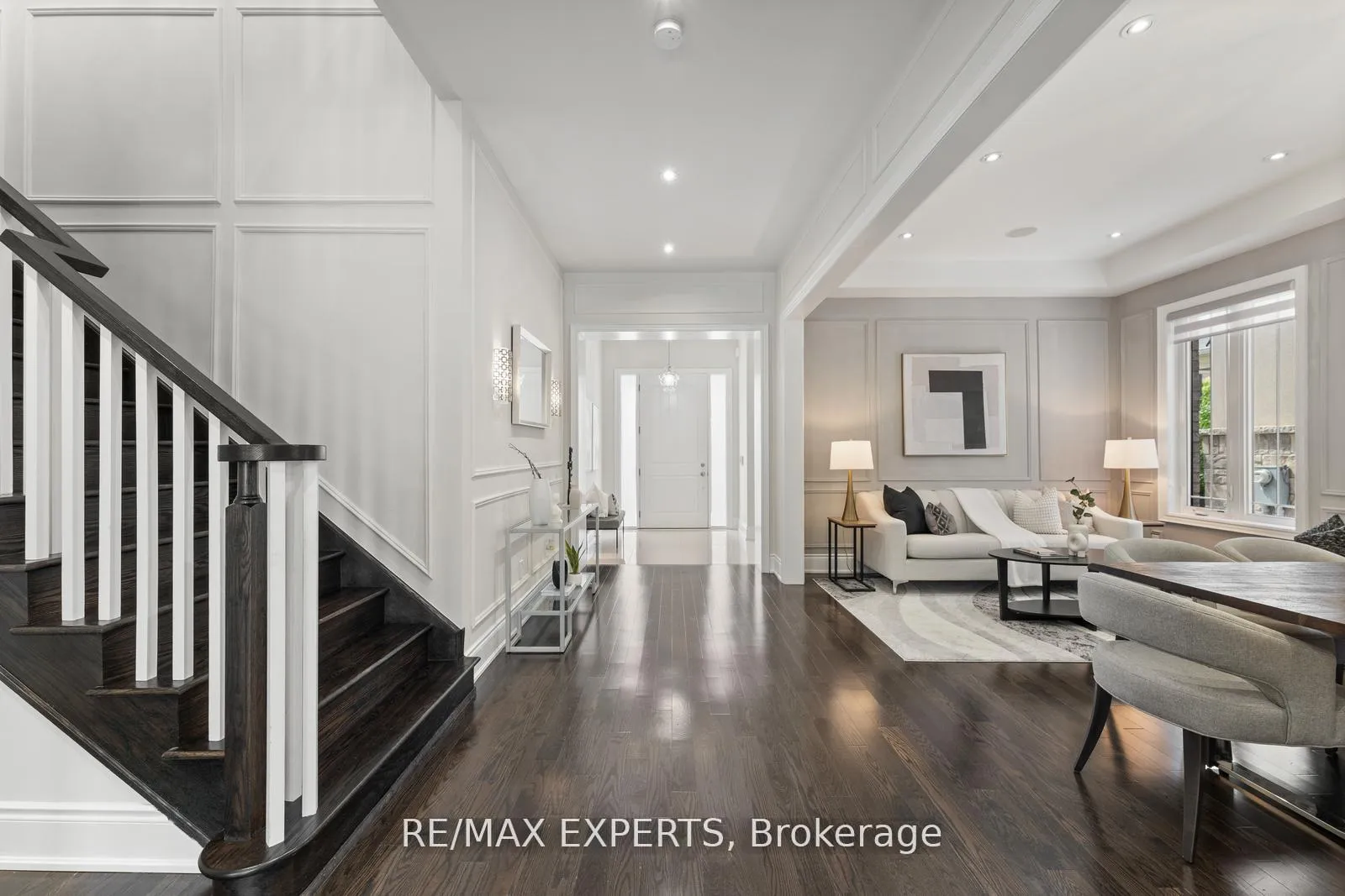 Photo 6 of 6 Dunrobin Crescent, Vaughan, Kleinburg — HOMEH