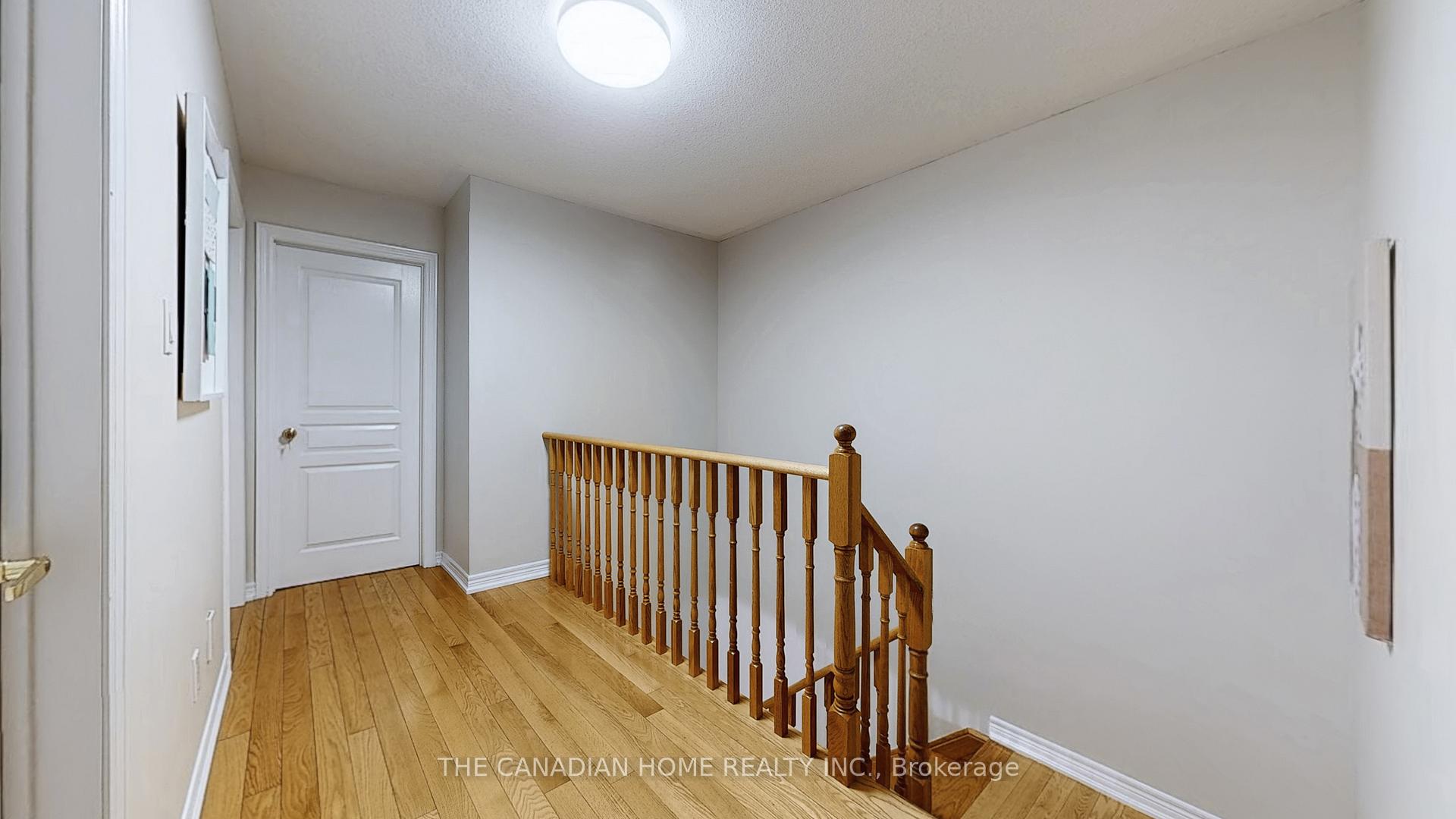 Photo 20 of 28 Whitefoot Crescent, Ajax, South East — HOMEH
