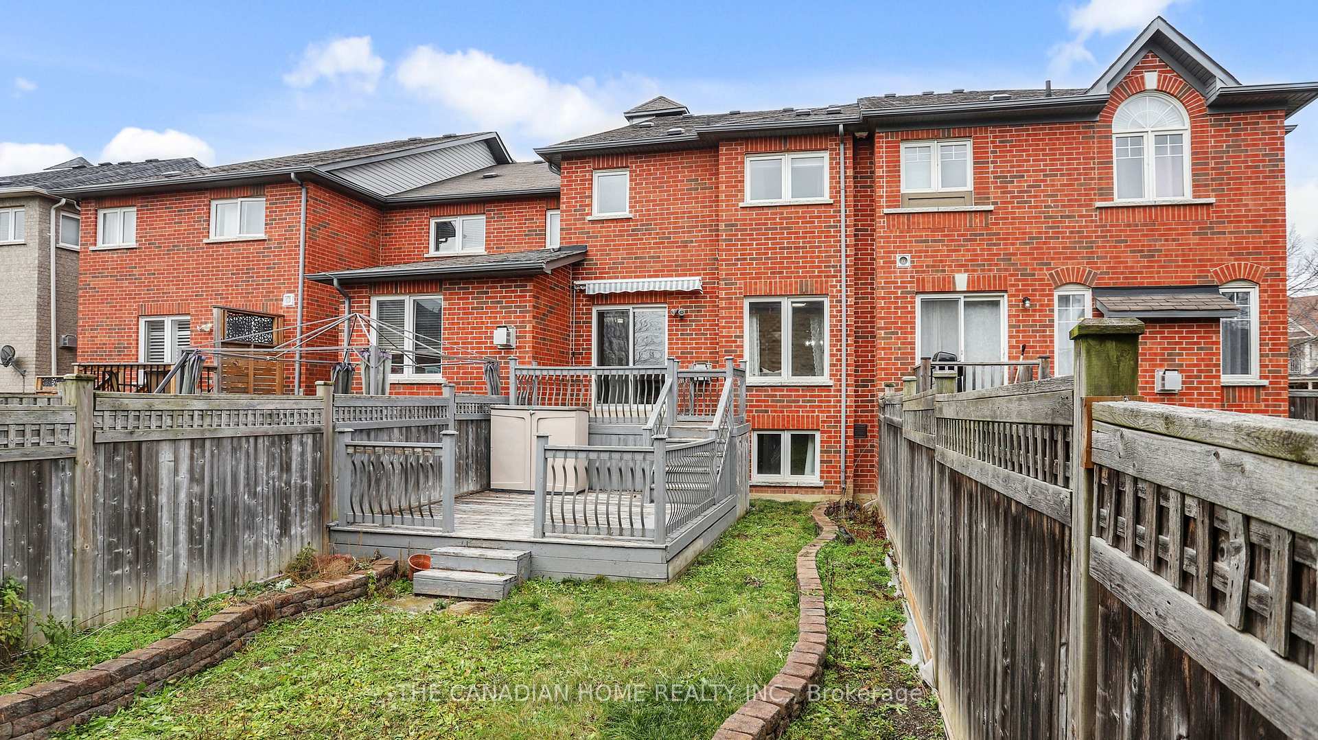 Photo 43 of 28 Whitefoot Crescent, Ajax, South East — HOMEH