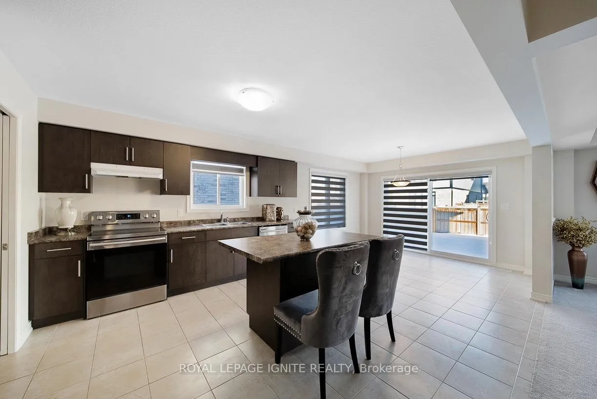 Photo 6 of 328 Julia Drive, Welland, Coyle Creek — HOMEH