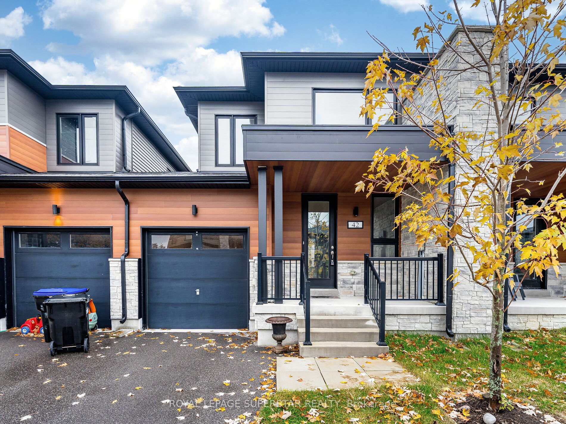 Photo 2 of 42 Eberhardt Drive, Wasaga Beach — HOMEH