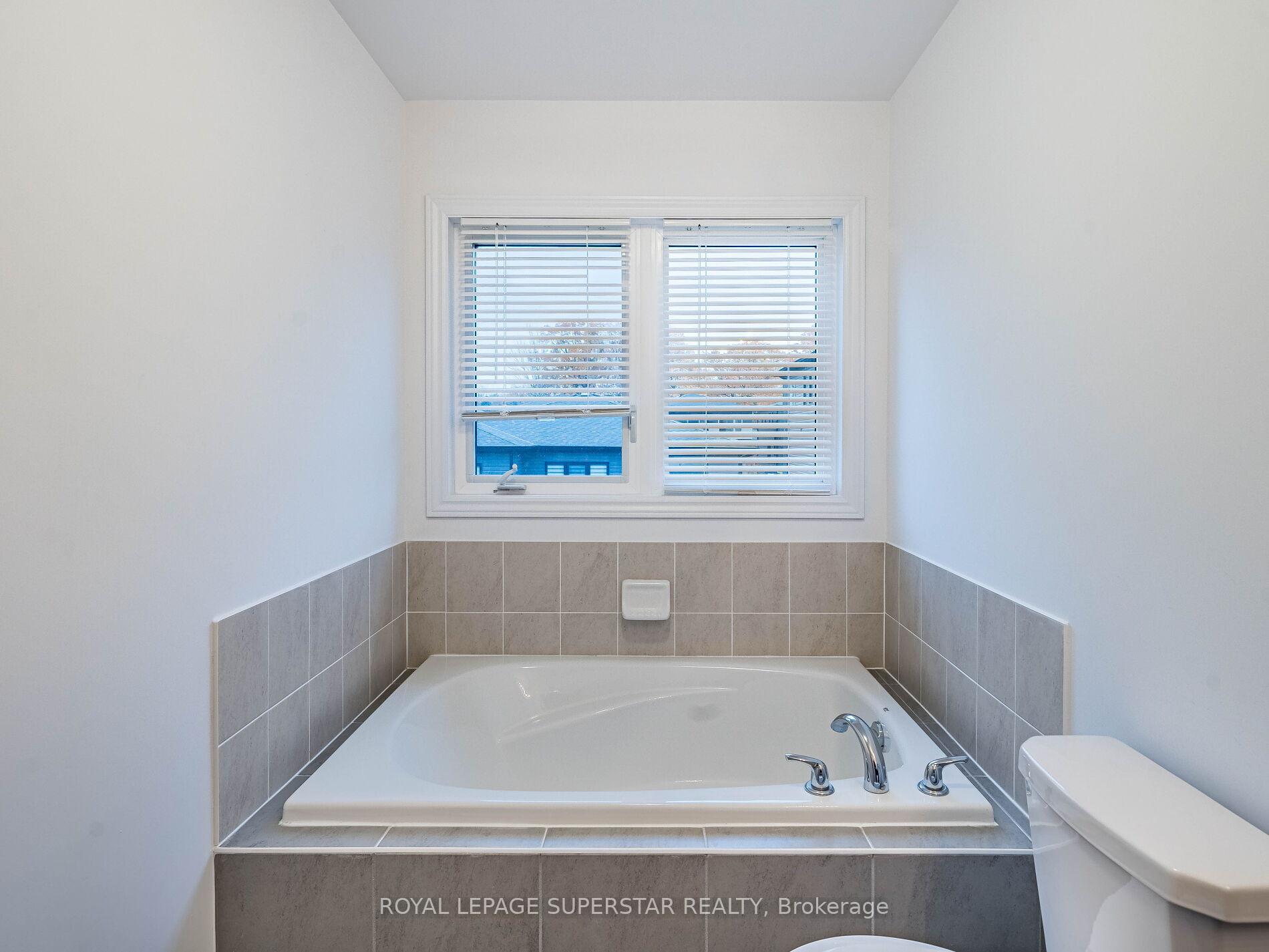 Photo 32 of 42 Eberhardt Drive, Wasaga Beach — HOMEH