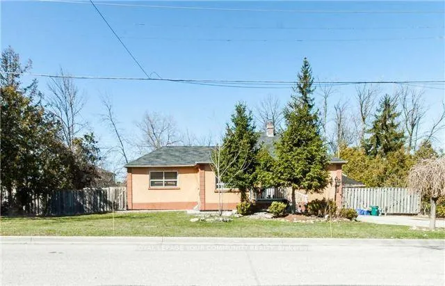 Front of 8 Hillside Avenue