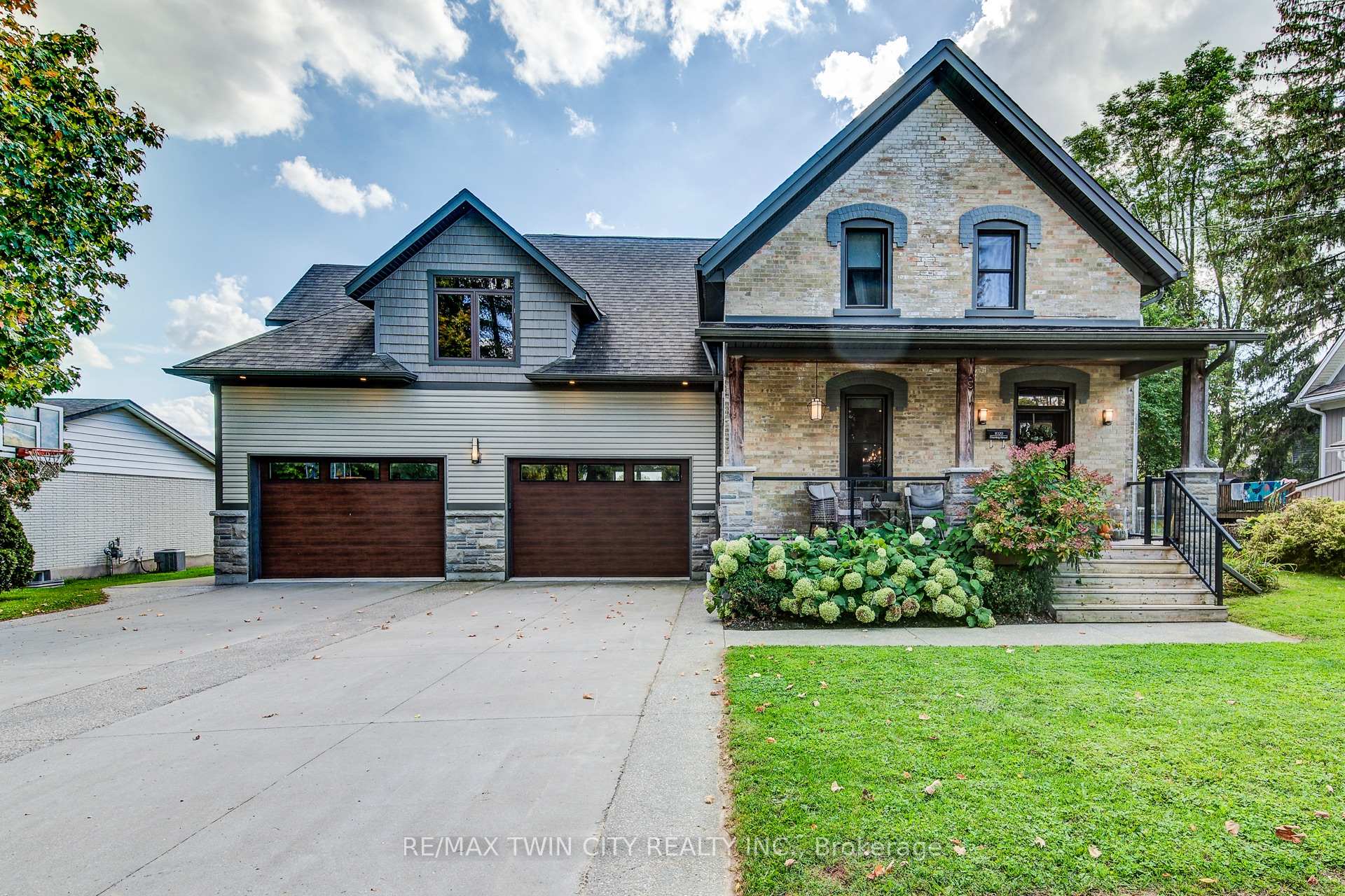 Photo 1 of 1020 Doering Street, Wellesley — HOMEH