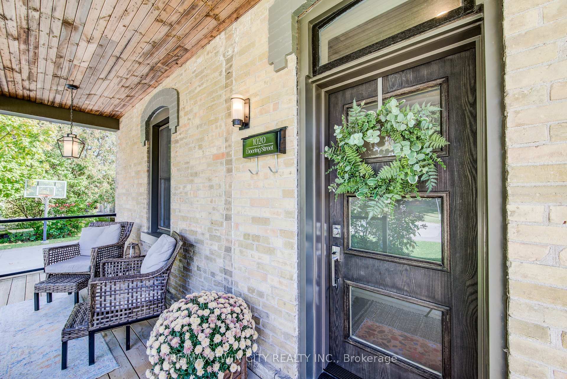 Photo 5 of 1020 Doering Street, Wellesley — HOMEH