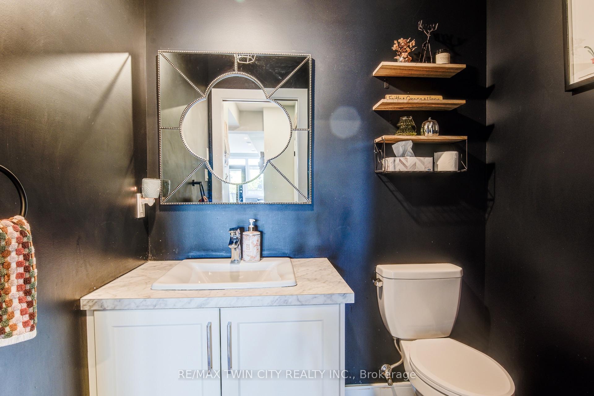 Photo 21 of 1020 Doering Street, Wellesley — HOMEH