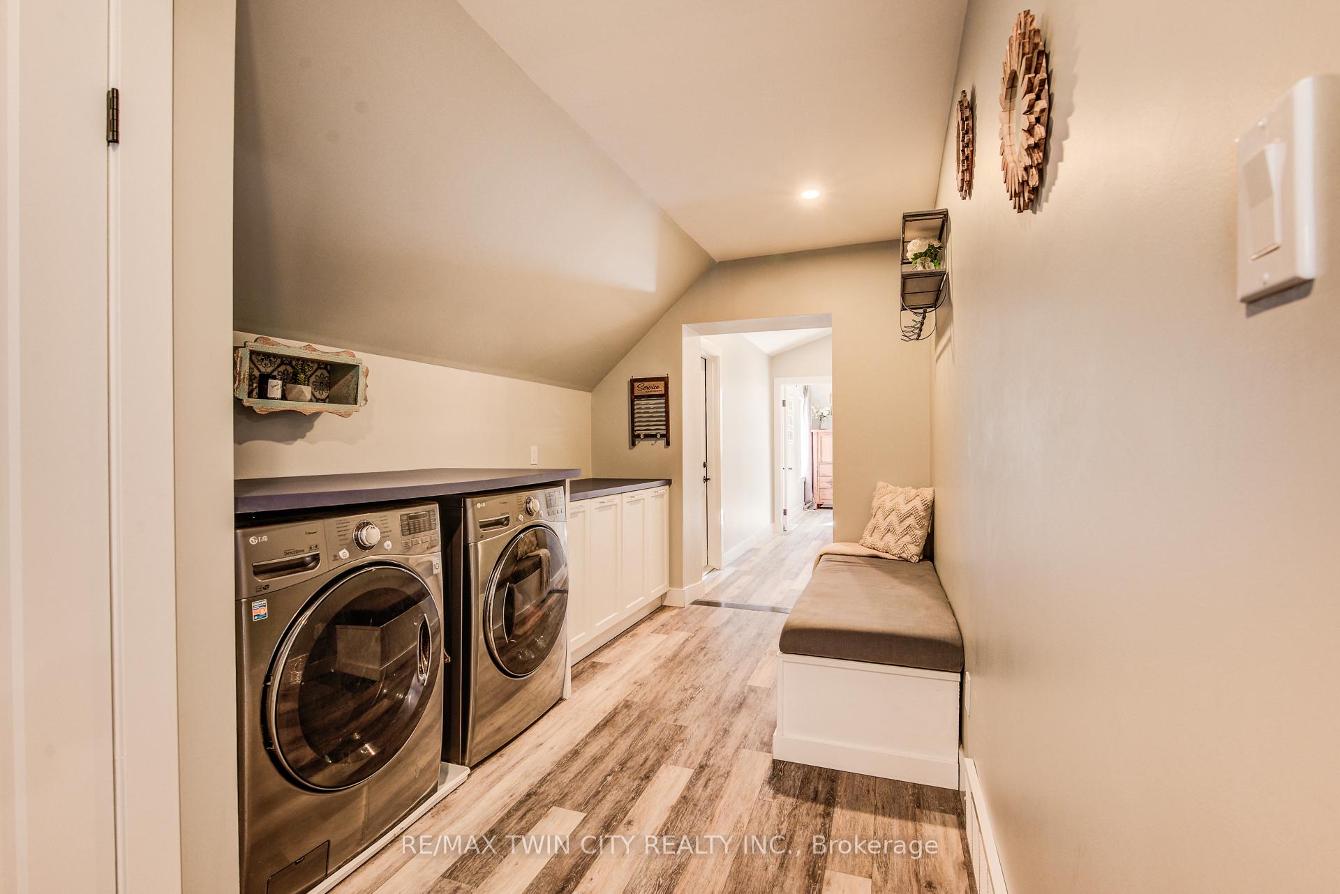 Photo 26 of 1020 Doering Street, Wellesley — HOMEH