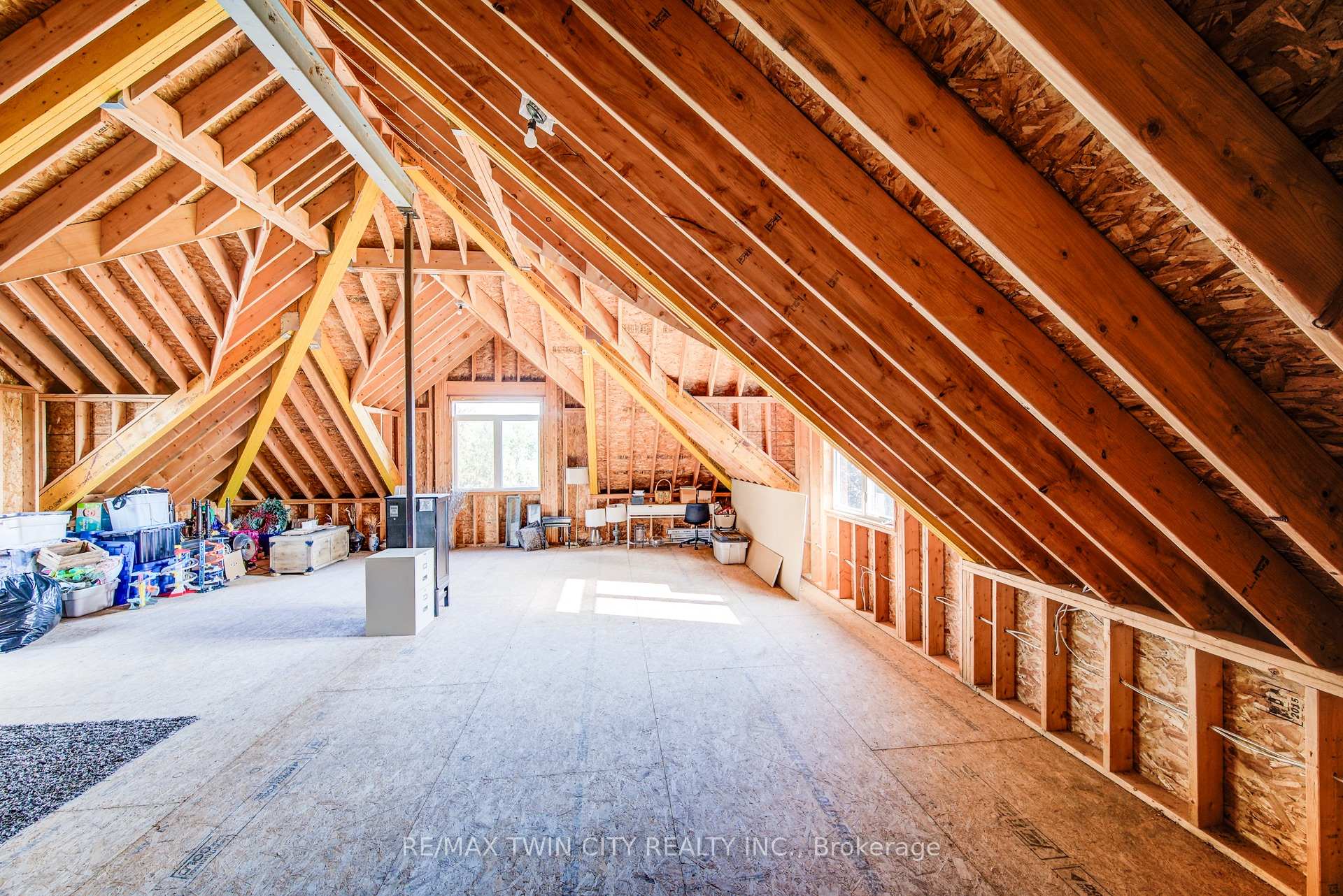 Photo 35 of 1020 Doering Street, Wellesley — HOMEH