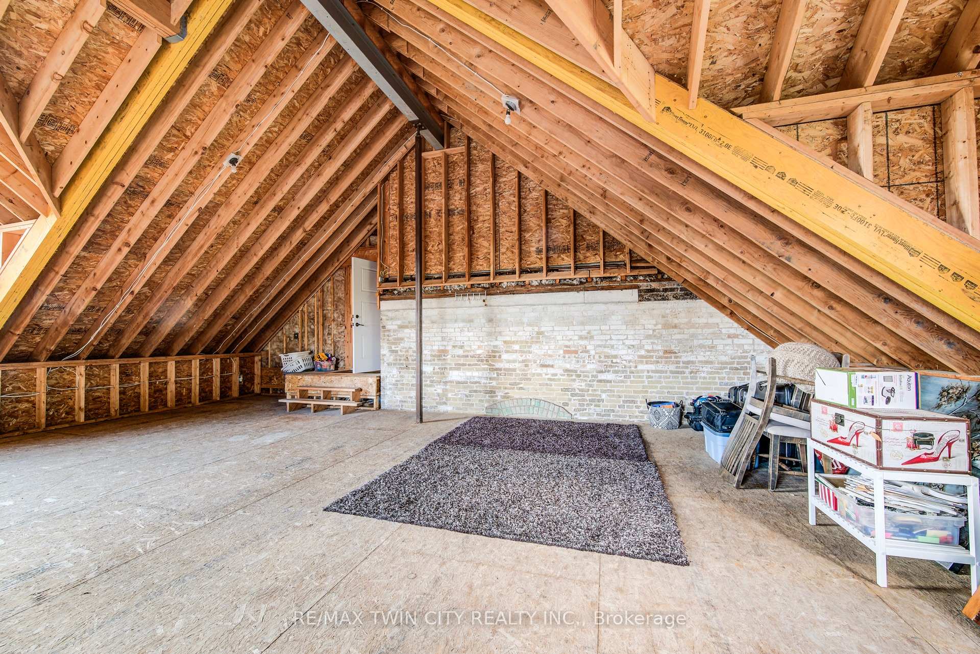Photo 38 of 1020 Doering Street, Wellesley — HOMEH