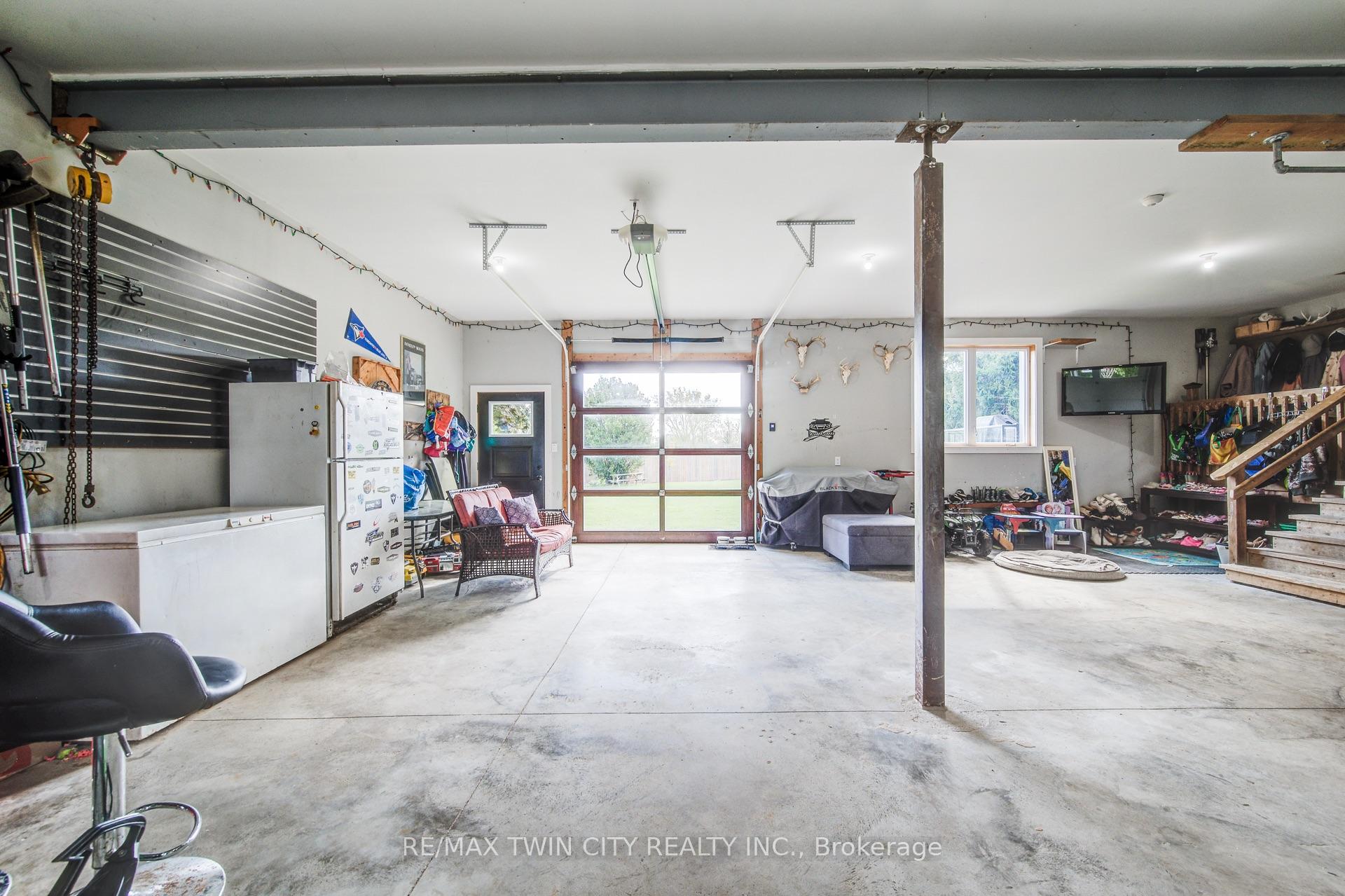Photo 41 of 1020 Doering Street, Wellesley — HOMEH
