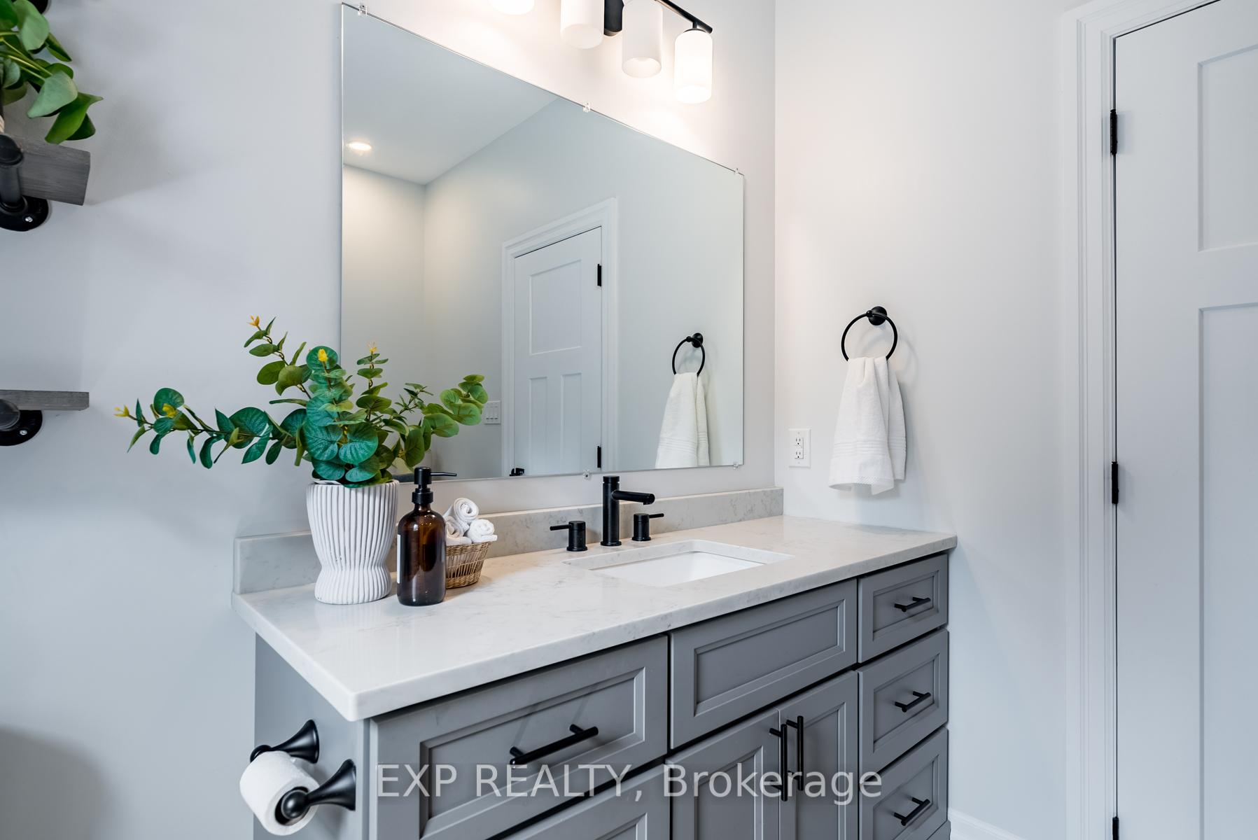 Photo 22 of 1413 Shannon Road, Tyendinaga, Tyendinaga Township — HOMEH