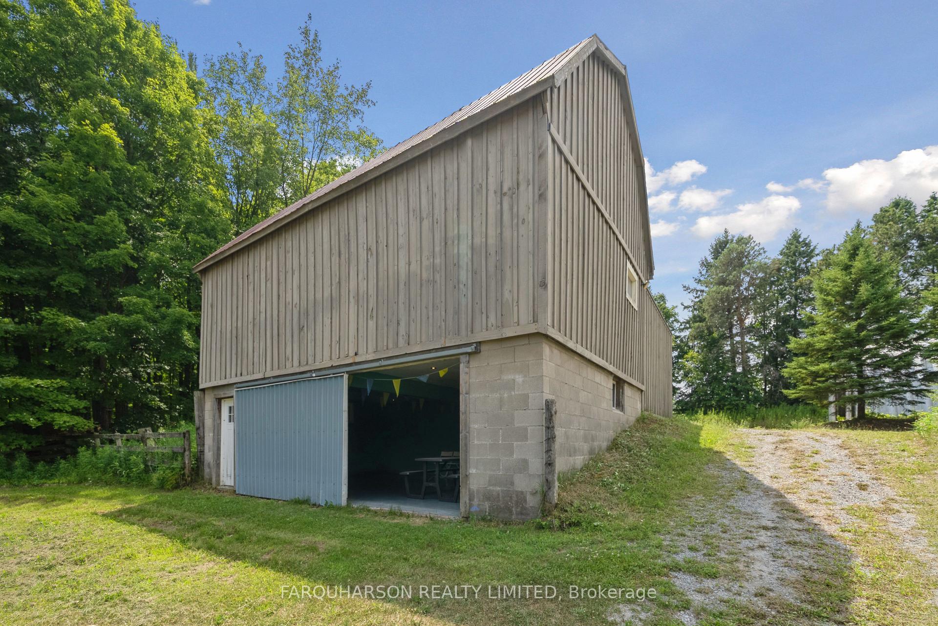 Photo 11 of 729 Reid Road, Uxbridge, Rural Uxbridge — HOMEH
