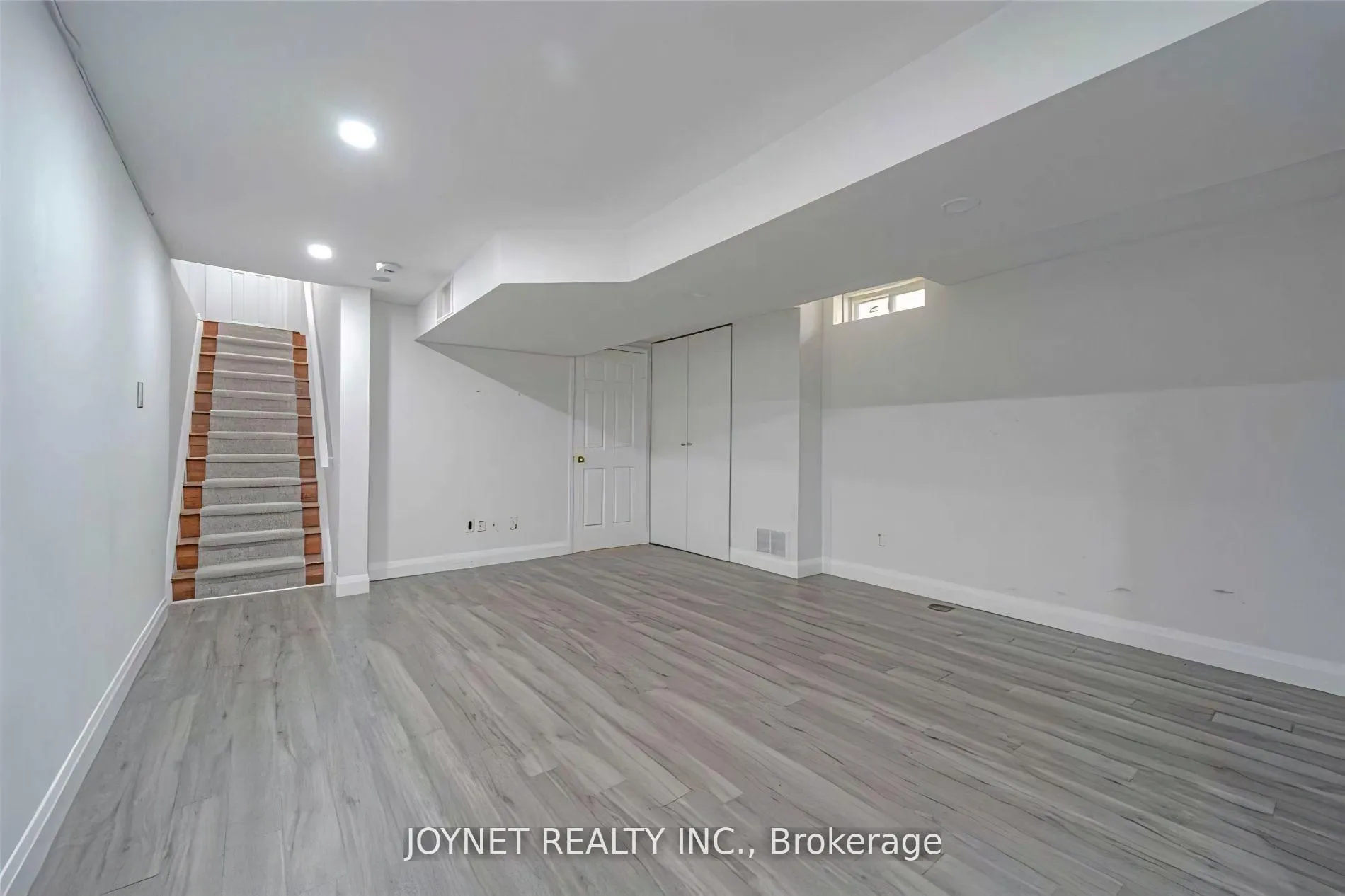 Photo 10 of 210 Maple Sugar Lane, Vaughan, Patterson — HOMEH