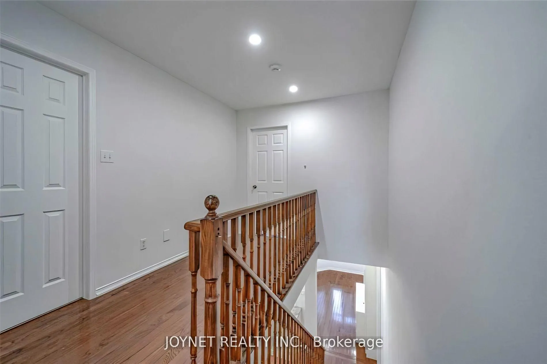 Photo 12 of 210 Maple Sugar Lane, Vaughan, Patterson — HOMEH