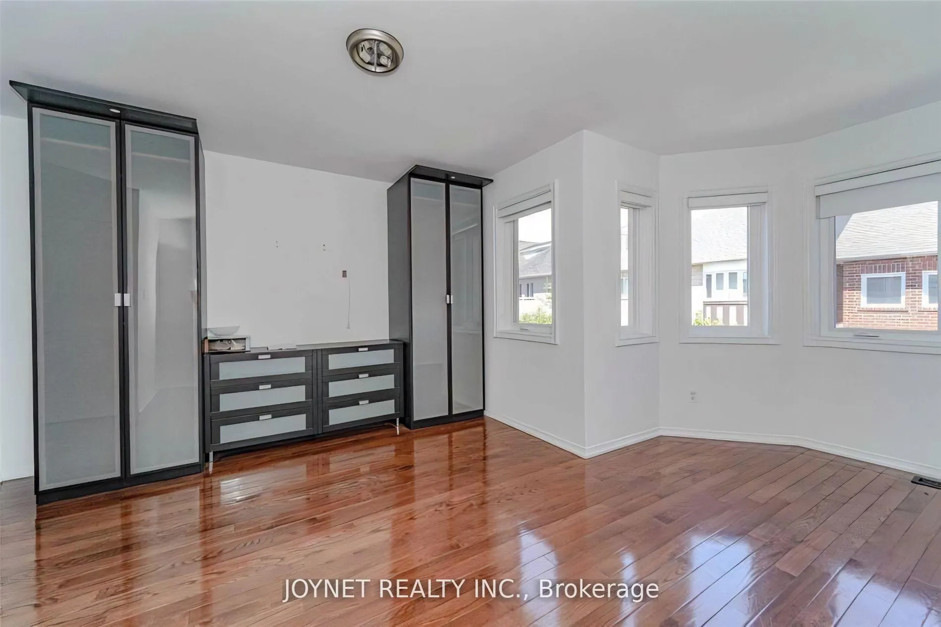 Photo 15 of 210 Maple Sugar Lane, Vaughan, Patterson — HOMEH