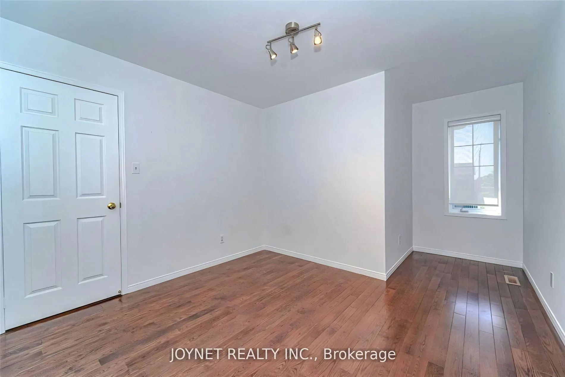 Photo 18 of 210 Maple Sugar Lane, Vaughan, Patterson — HOMEH