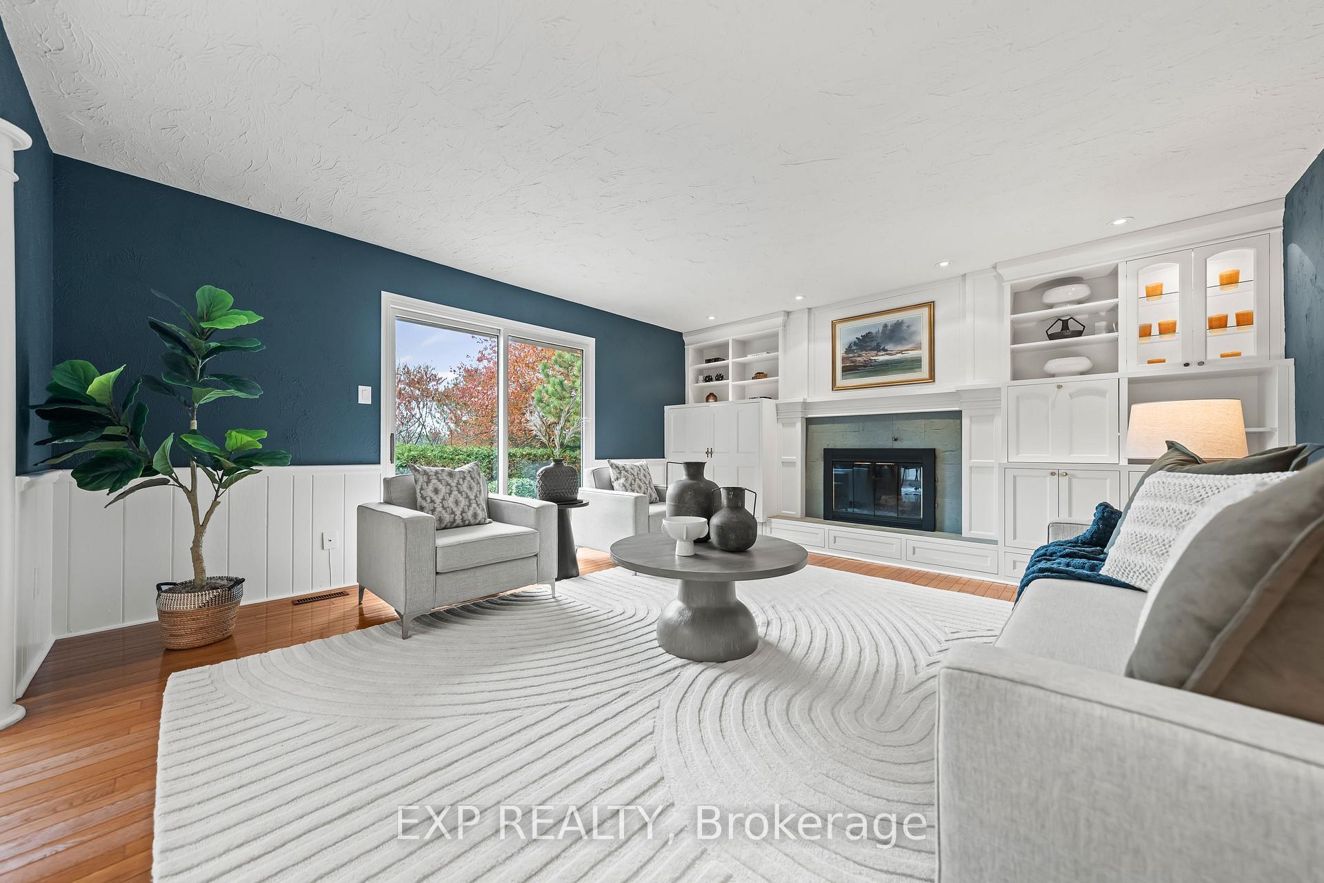 Photo 16 of 362 Pommel Gate Crescent, Waterloo — HOMEH