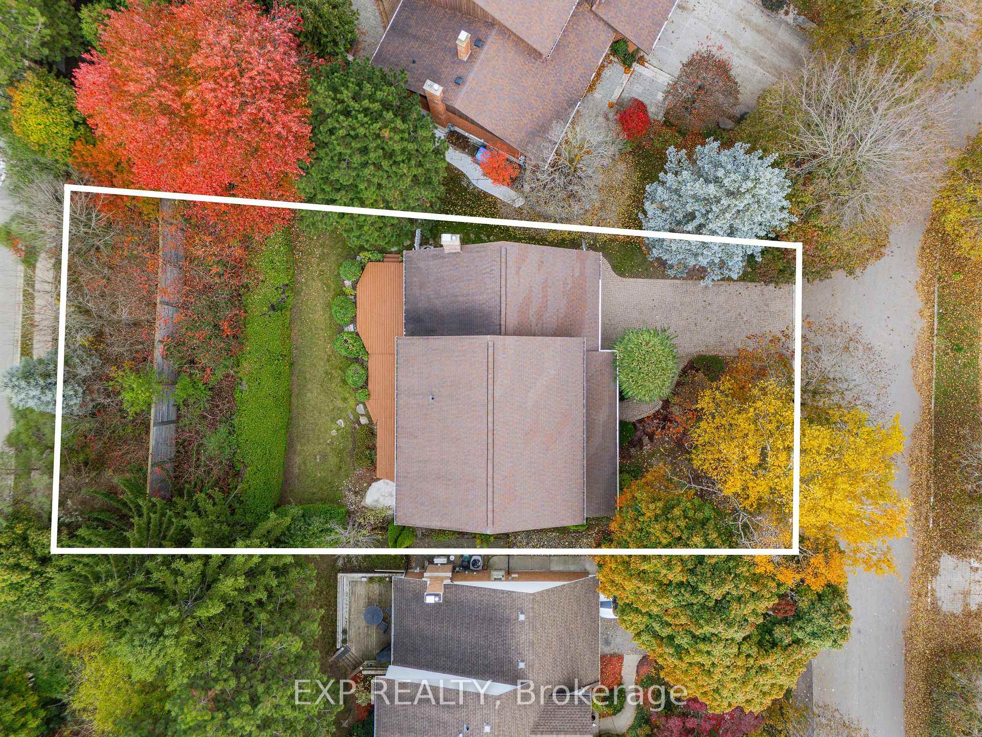 Photo 42 of 362 Pommel Gate Crescent, Waterloo — HOMEH