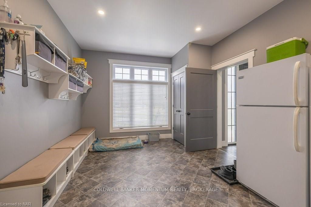 Photo 12 of 53214 Winger Road, Wainfleet, Marshville/Winger — HOMEH
