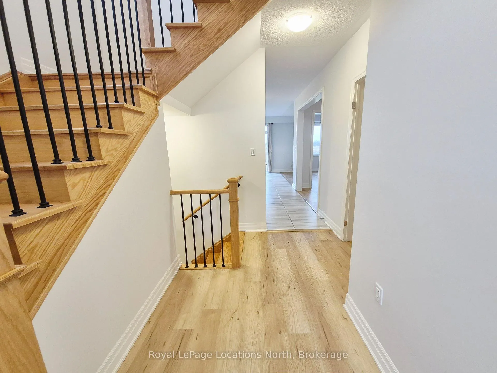 Photo 6 of 158 Union Boulevard, Wasaga Beach — HOMEH