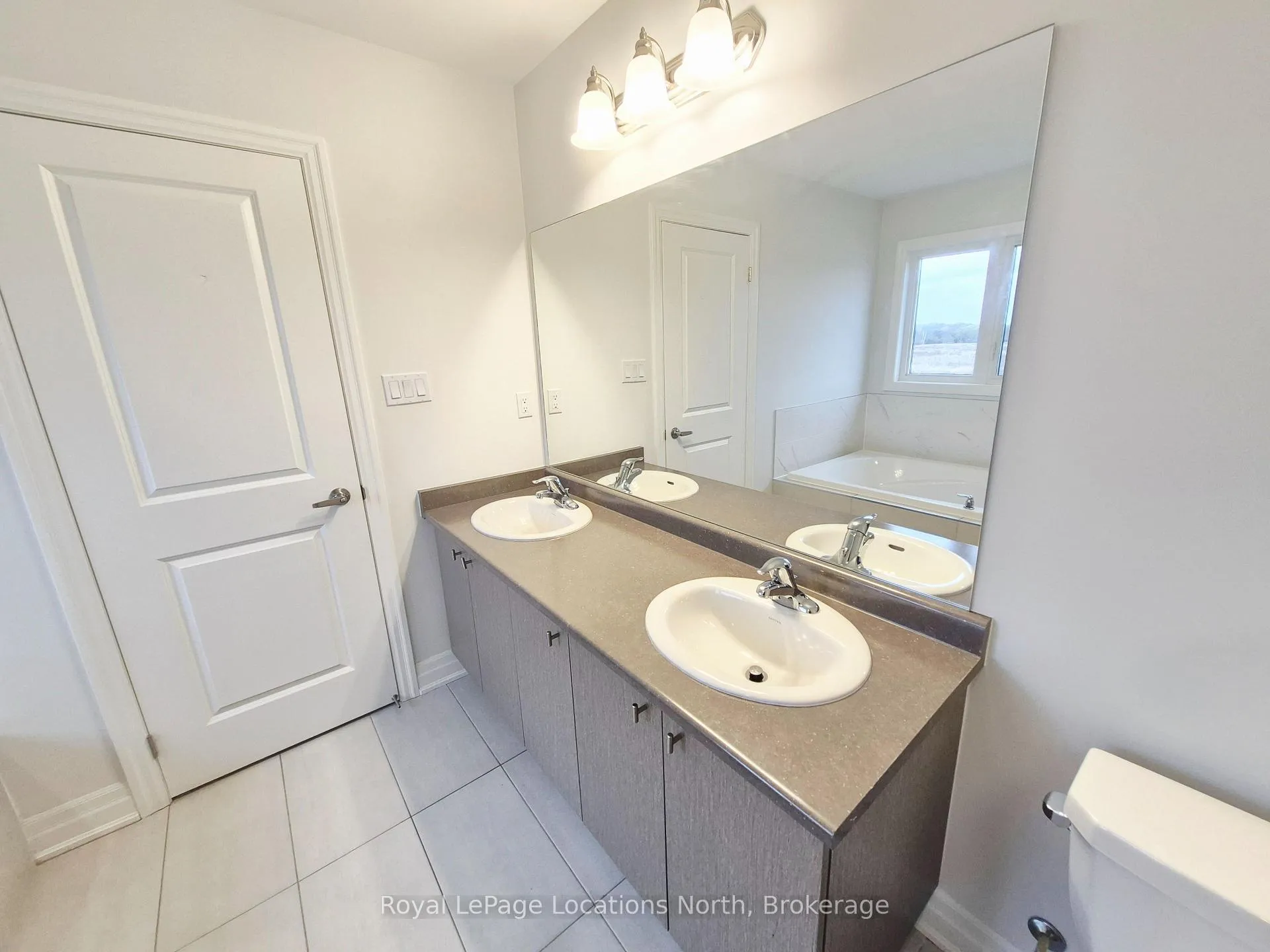 Photo 24 of 158 Union Boulevard, Wasaga Beach — HOMEH