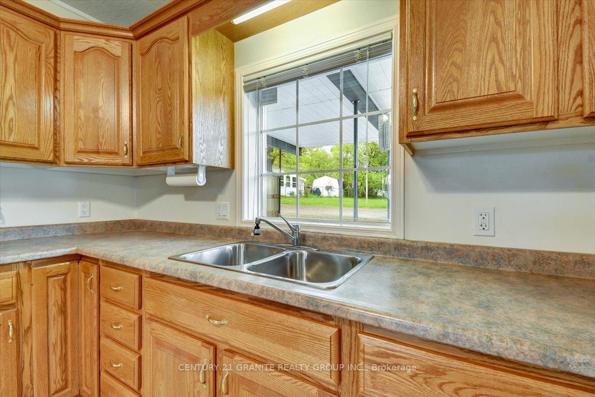 Photo 9 of 7 Cleak Avenue, Bancroft, Bancroft Ward — HOMEH