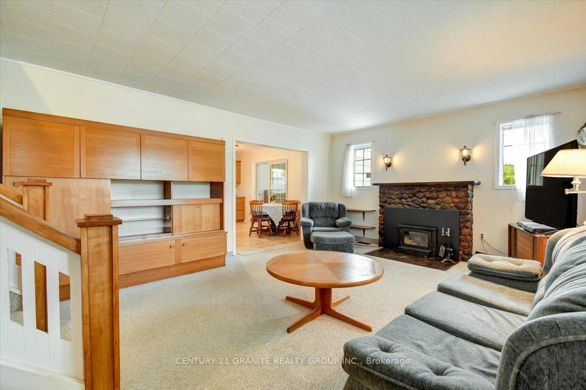 Photo 11 of 7 Cleak Avenue, Bancroft, Bancroft Ward — HOMEH