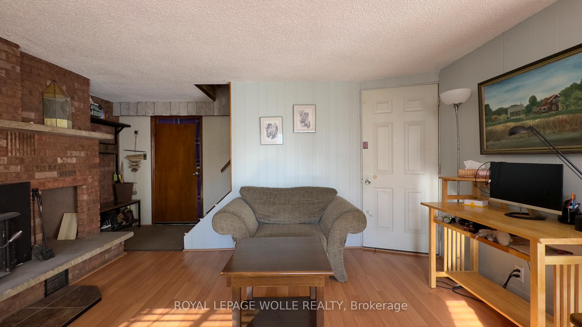 Photo 15 of 2636 Hutchison Road, Wellesley — HOMEH