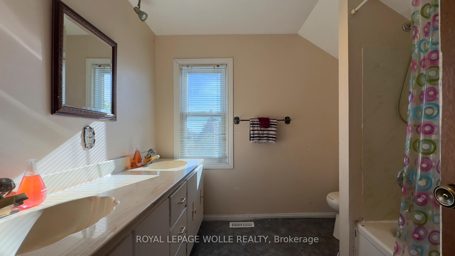 Photo 29 of 2636 Hutchison Road, Wellesley — HOMEH