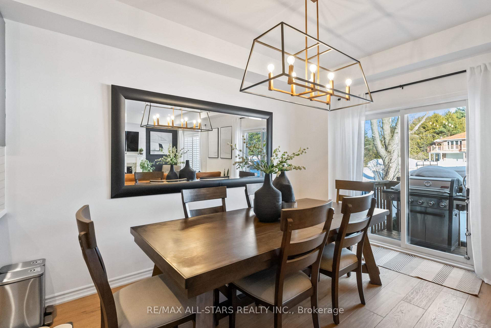 Photo 14 of 17 Gord Matthews Way, Uxbridge — HOMEH