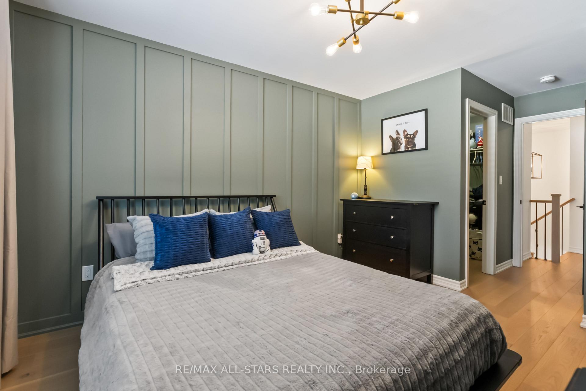 Photo 34 of 17 Gord Matthews Way, Uxbridge — HOMEH