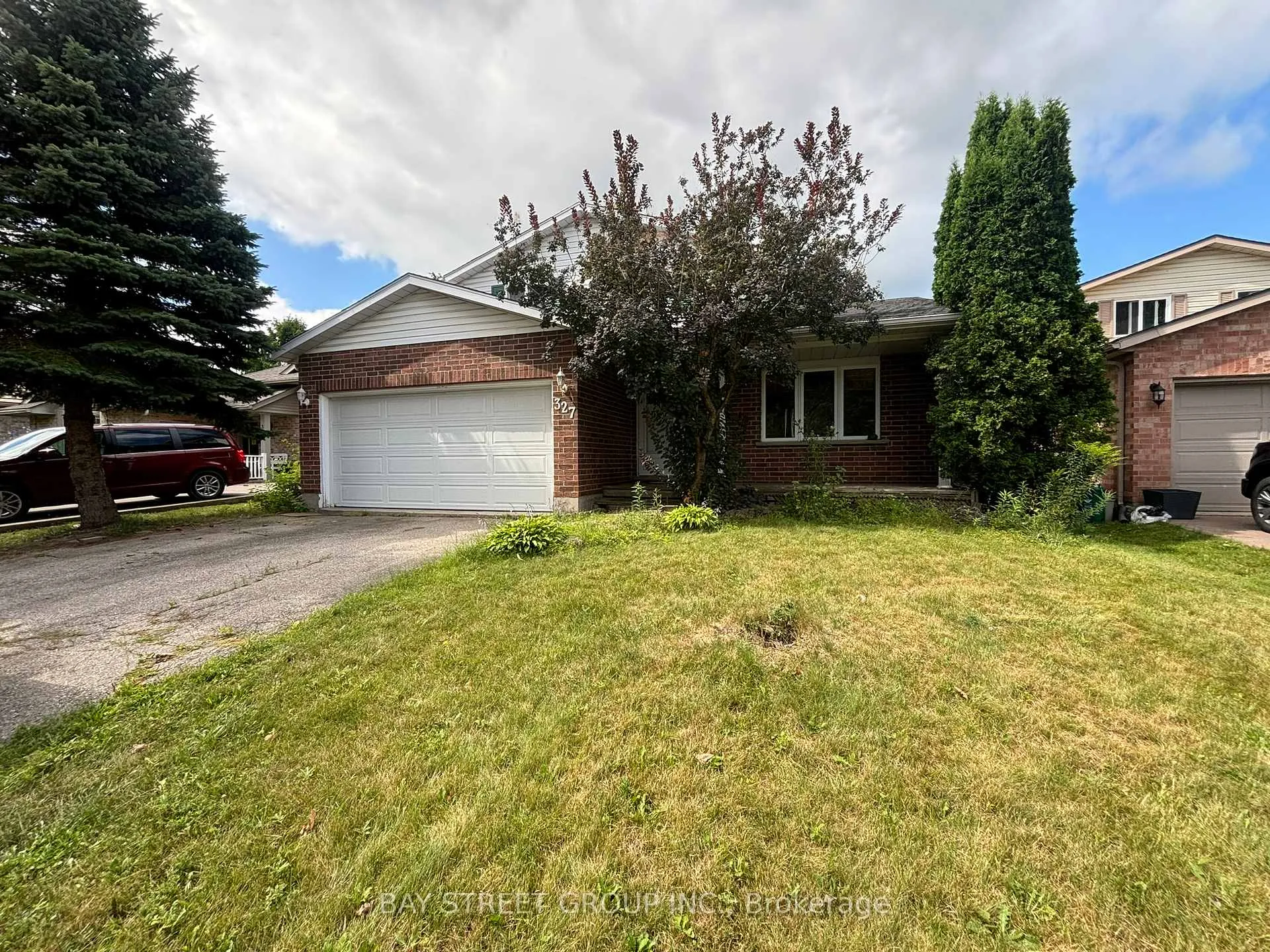 Photo 1 of 327 Cornridge Place, Waterloo — HOMEH