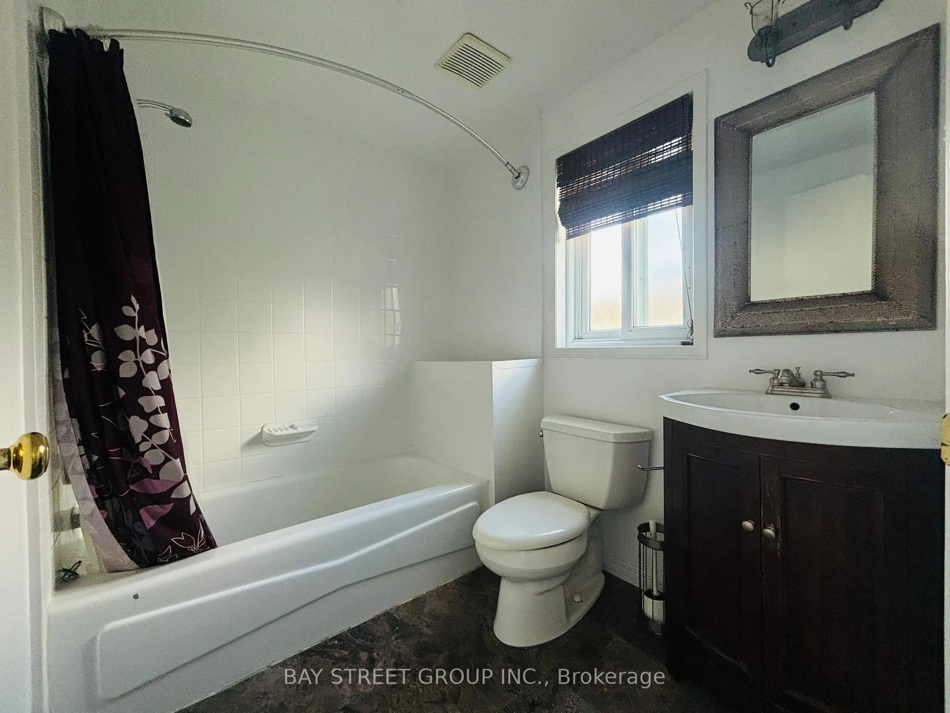 Photo 3 of 327 Cornridge Place, Waterloo — HOMEH
