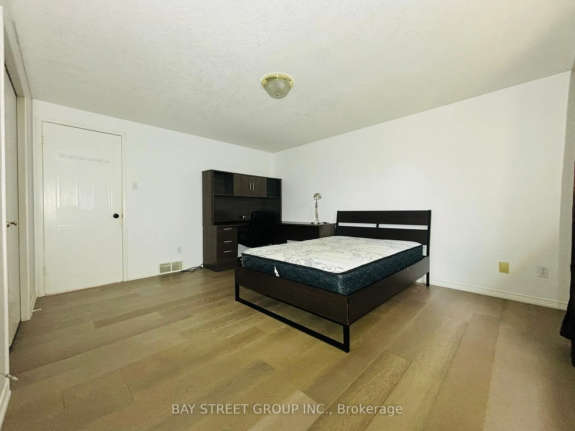 Photo 6 of 327 Cornridge Place, Waterloo — HOMEH
