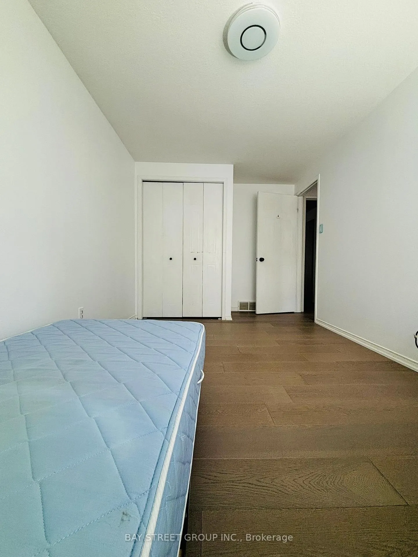Photo 8 of 327 Cornridge Place, Waterloo — HOMEH