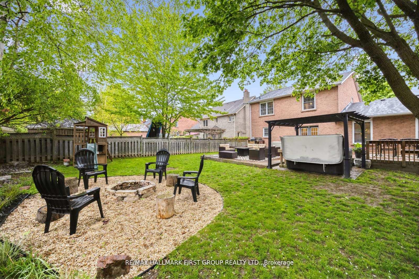 Photo 46 of 40 Centre Road, Uxbridge — HOMEH
