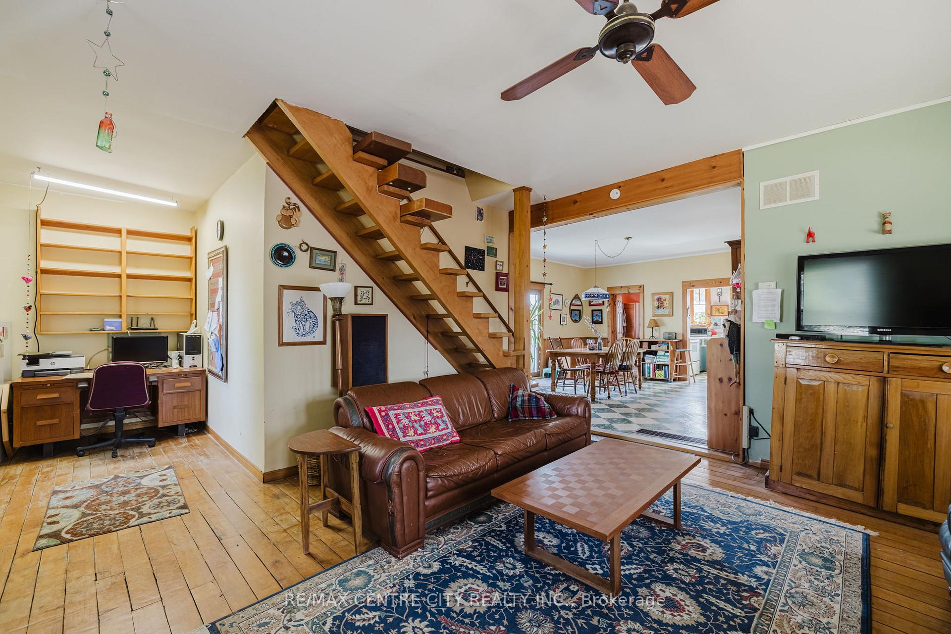 Photo 8 of 6707 Chalk Line, Warwick — HOMEH