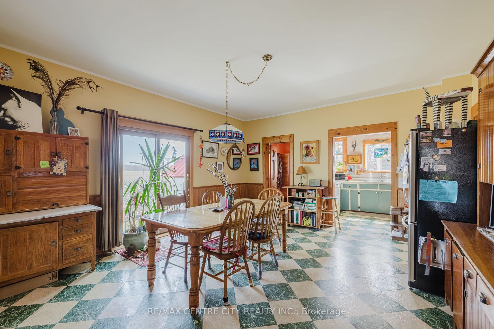 Photo 9 of 6707 Chalk Line, Warwick — HOMEH