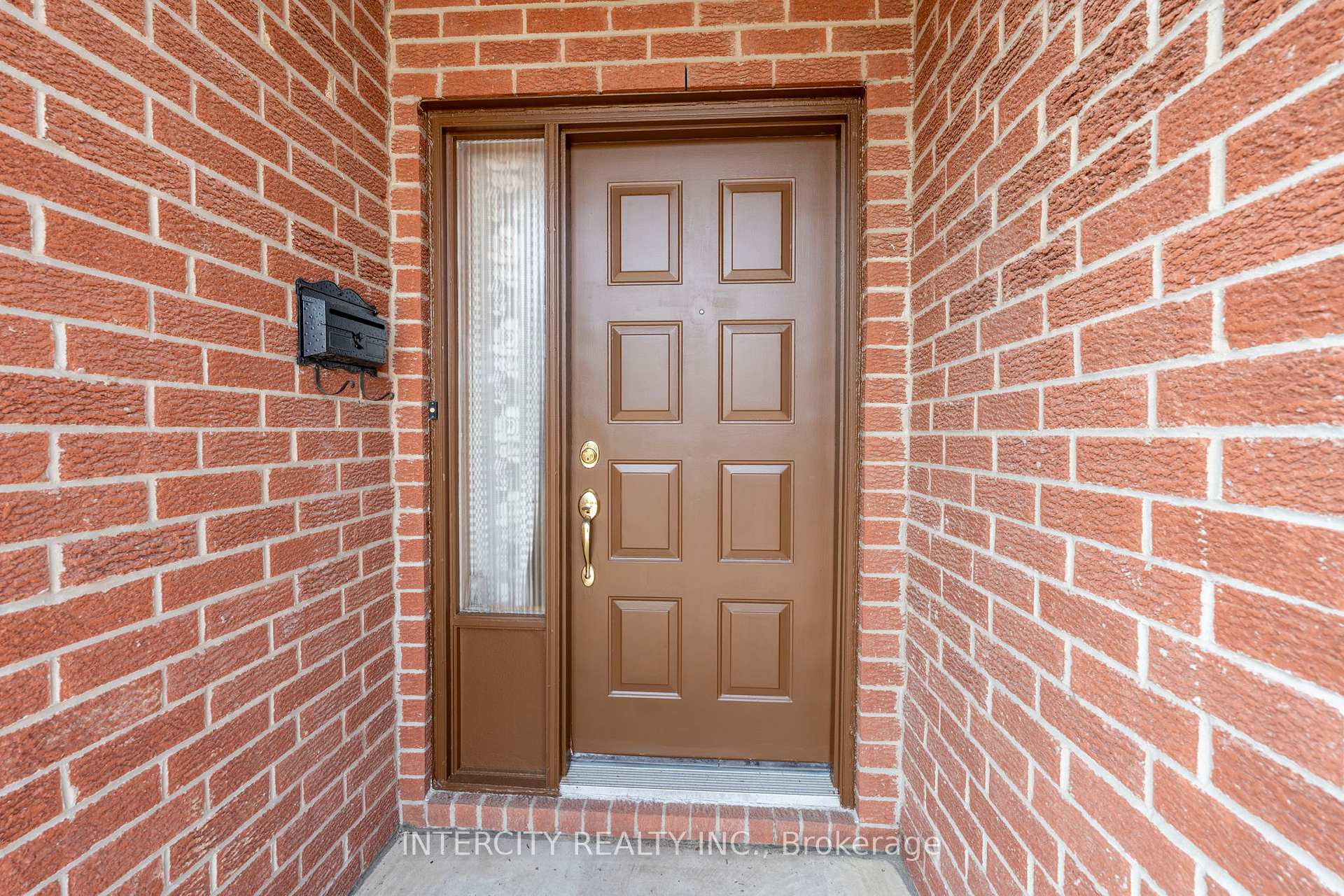 Photo 43 of 64 Brandy Crescent, Vaughan, East Woodbridge — HOMEH