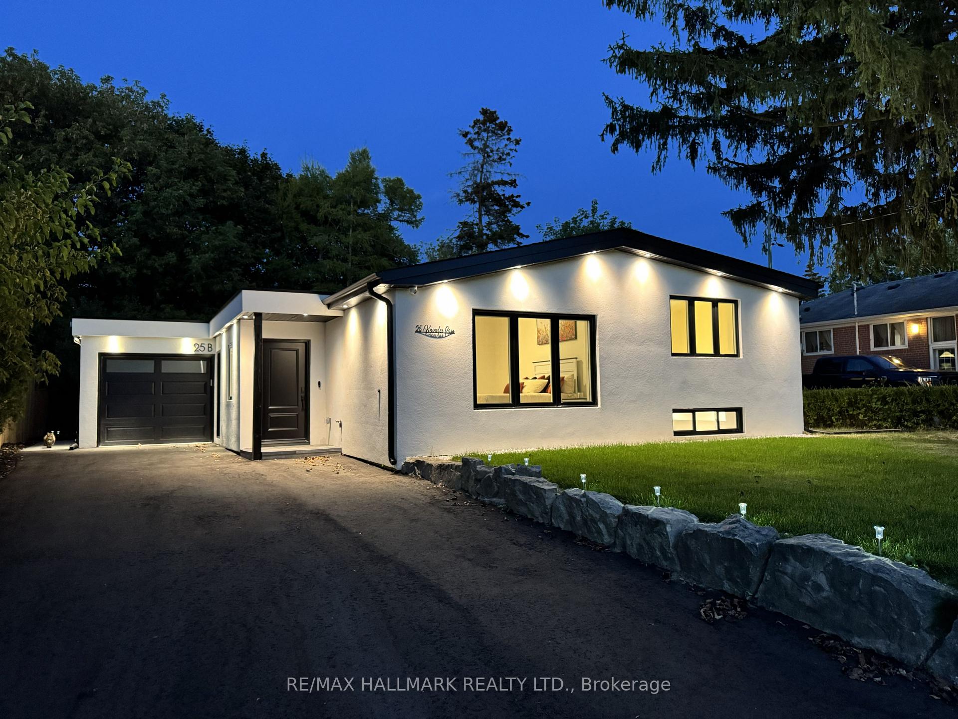 Photo 1 of 25 Knowles Crescent, Aurora, Aurora Highlands — HOMEH