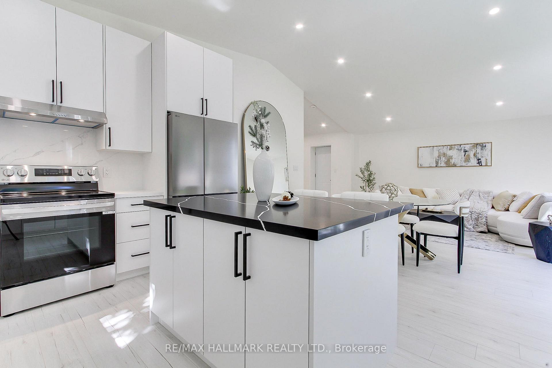 Photo 20 of 25 Knowles Crescent, Aurora, Aurora Highlands — HOMEH